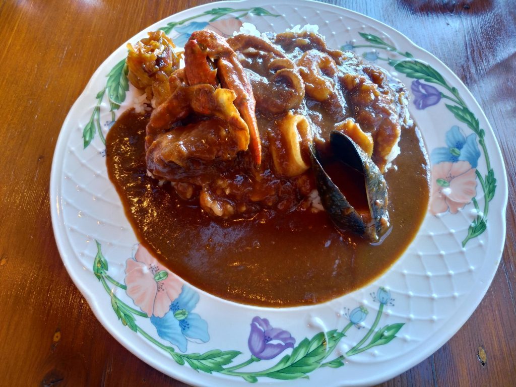 渡り蟹風味たっぷりのシーフードカレー