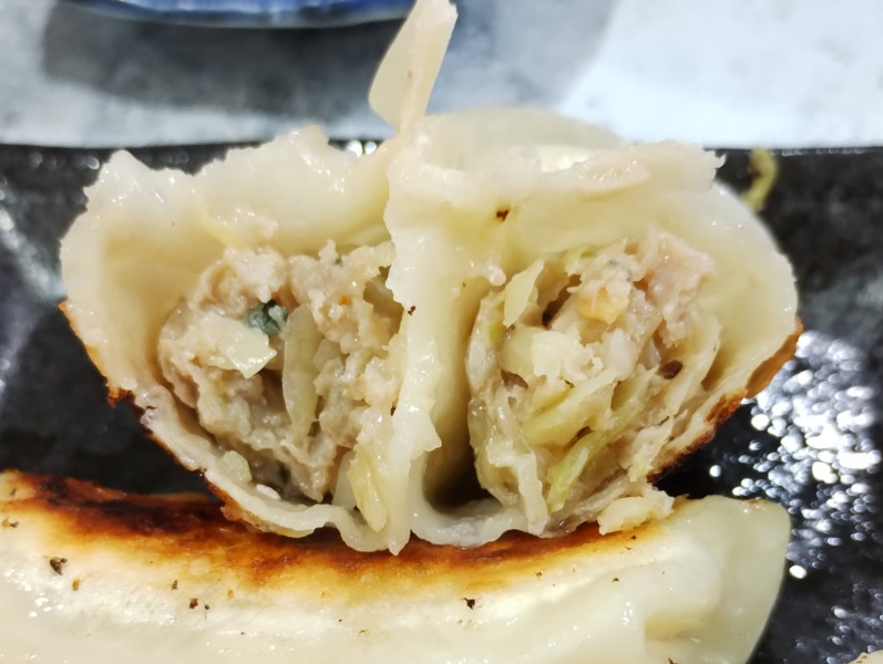 愛しのはるな餃子の断面
