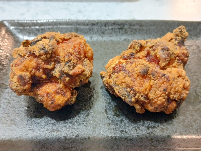 油で揚げてザクザクの札幌ザンギ本舗カリやわザンギ醤油味