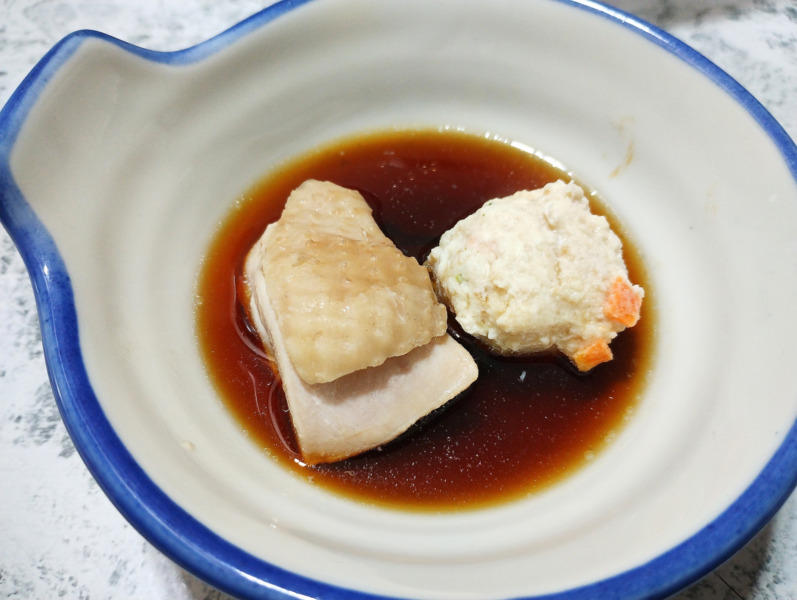 橙ポン酢で福栄組合のはかた地どりを食べる