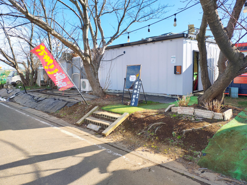 火ノ鶏養鶏農園の外観