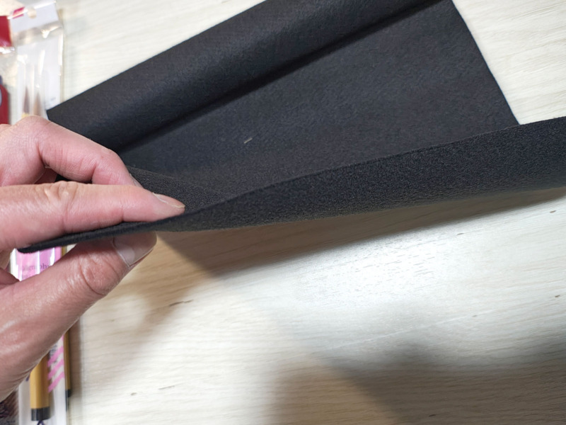 ダイソー・書道用下敷きの厚み